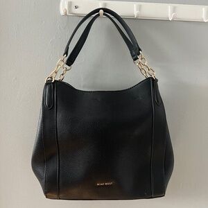 Black shoulder bag